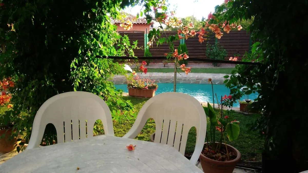 Villa 140 M2 Piscine Jardin 5 Personnes Et Un Bebe Μασσαλία 0*,  Γαλλία