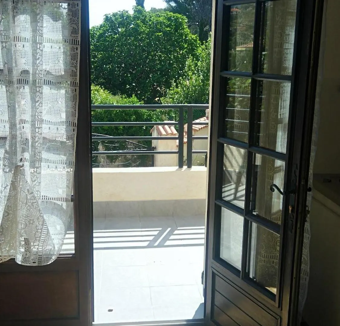 Villa 140 M2 Piscine Jardin 5 Personnes Et Un Bebe Μασσαλία