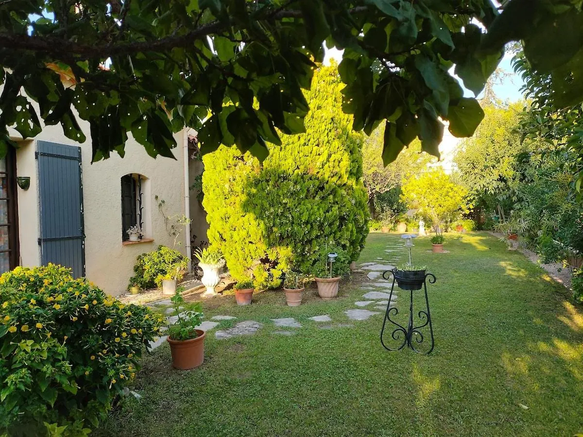 Villa 140 M2 Piscine Jardin 5 Personnes Et Un Bebe Μασσαλία