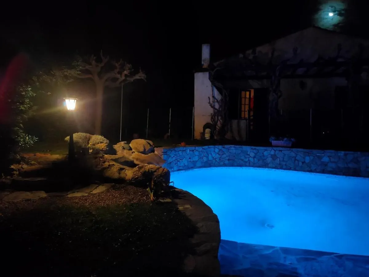 Villa 140 M2 Piscine Jardin 5 Personnes Et Un Bebe Marseille