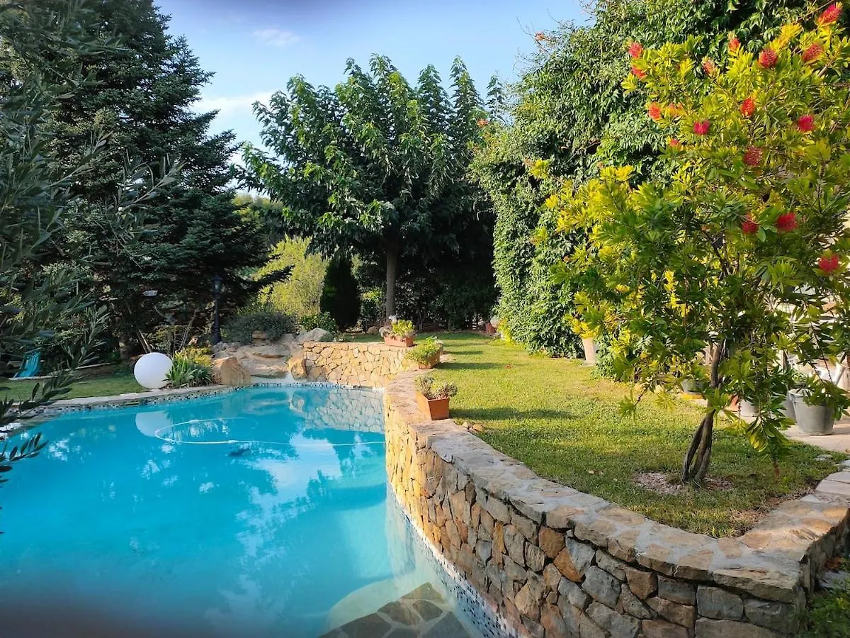 Villa 140 M2 Piscine Jardin 5 Personnes Et Un Bebe Marseille