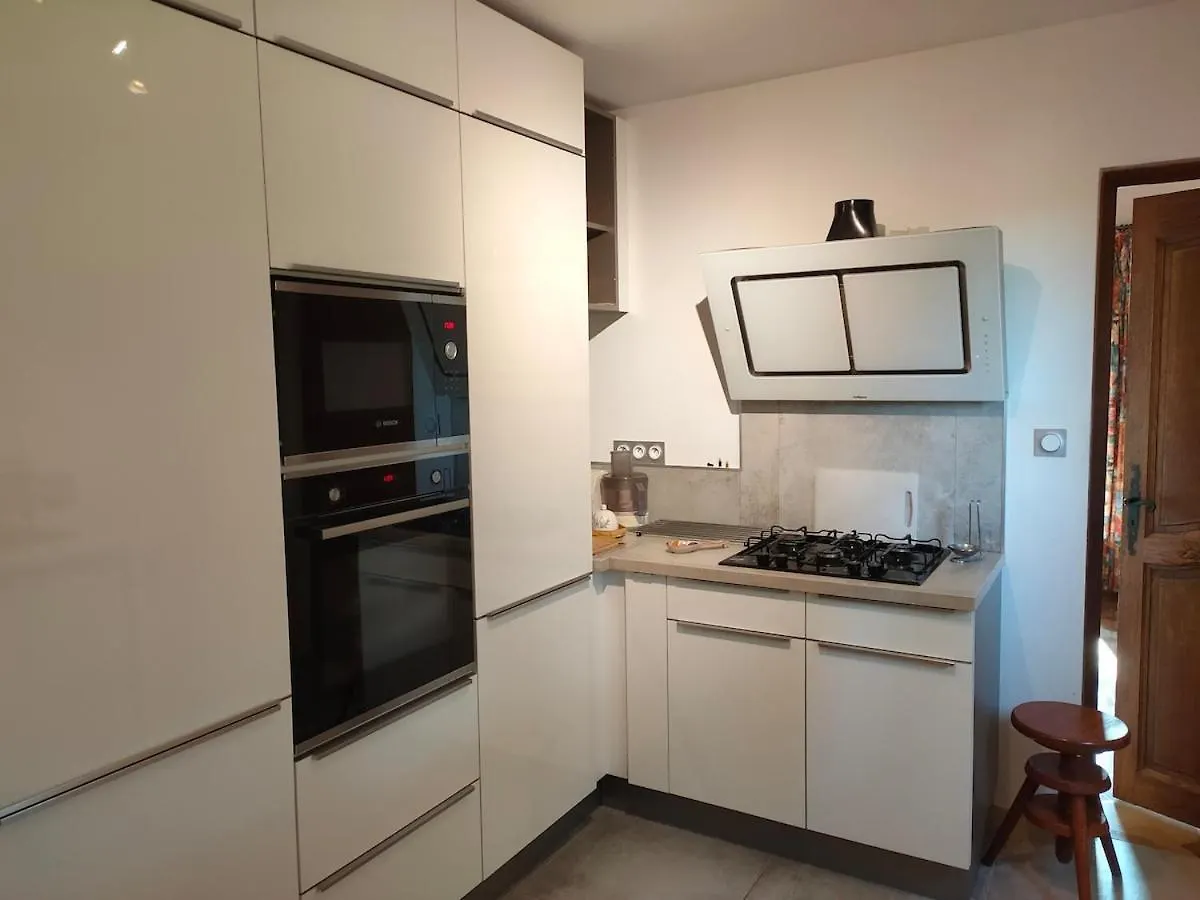 Villa 140 M2 Piscine Jardin 5 Personnes Et Un Bebe Marseille